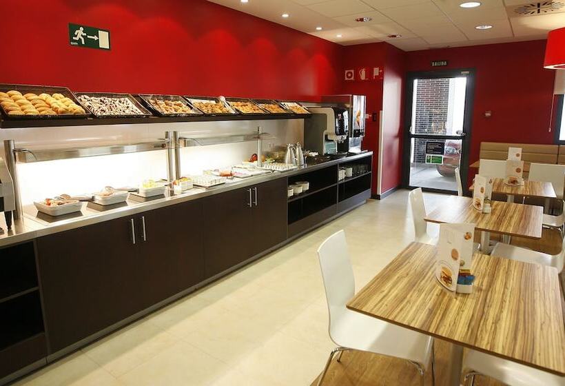 هتل Travelodge Madrid Metropolitano