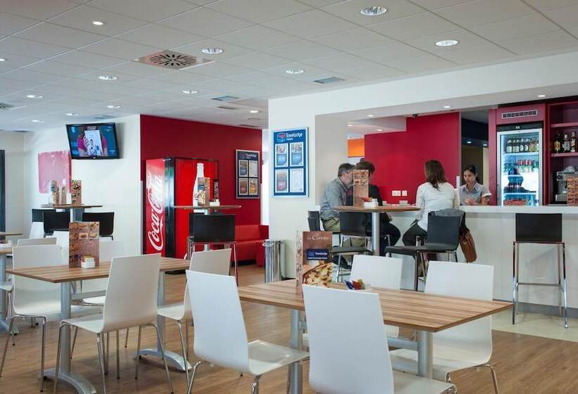 هتل Travelodge Madrid Metropolitano