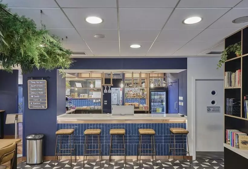 هتل Travelodge Madrid Metropolitano