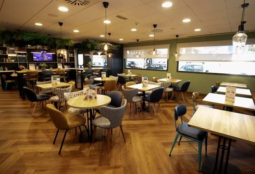 هتل Travelodge Madrid Metropolitano