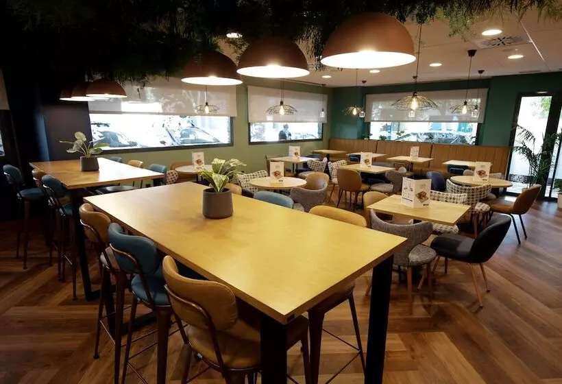 هتل Travelodge Madrid Metropolitano