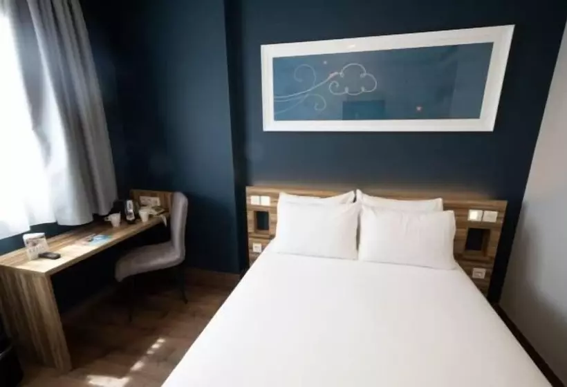 هتل Travelodge Madrid Metropolitano