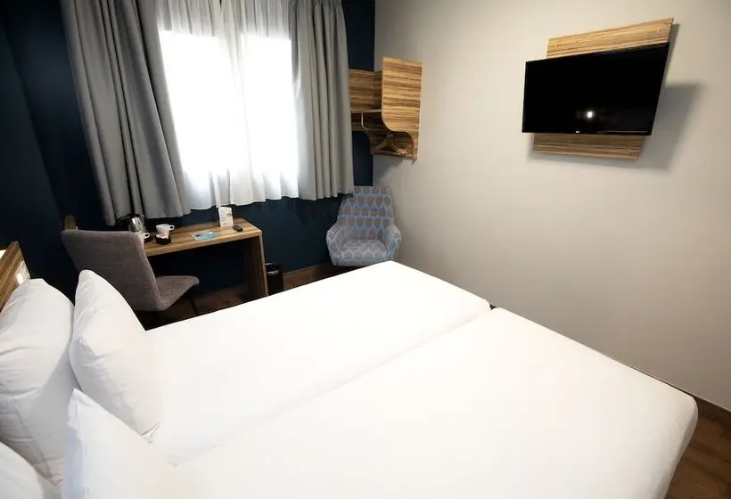 هتل Travelodge Madrid Metropolitano