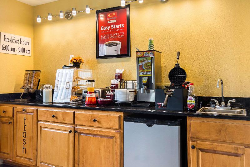 فندق على الطريق Econo Lodge Inn & Suites Bryant