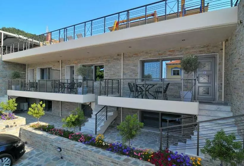 Ntinas Filoxenia Hotel & Spa