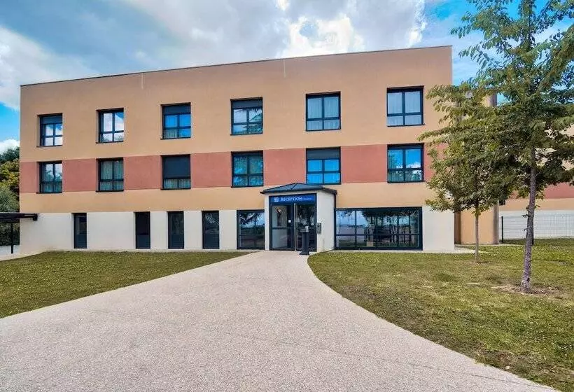 Zenitude Hôtel Résidences Magny Les Hameaux