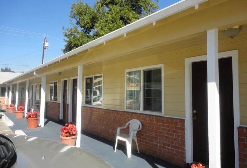 Colusa Motel