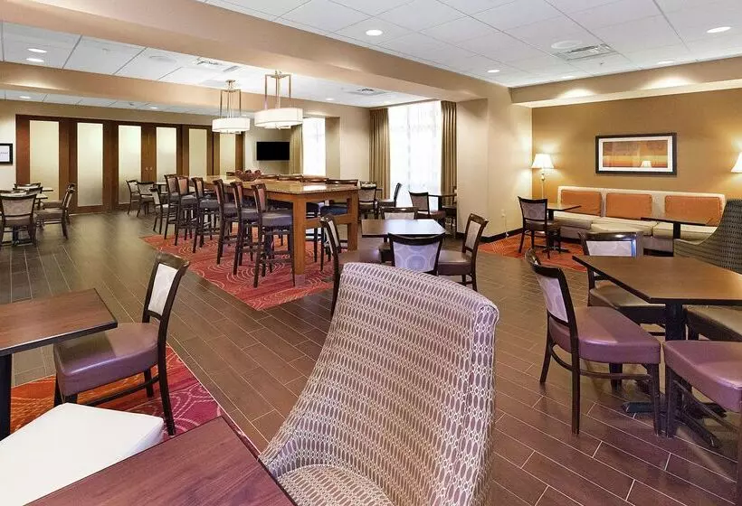 Hampton Inn Waynesburg