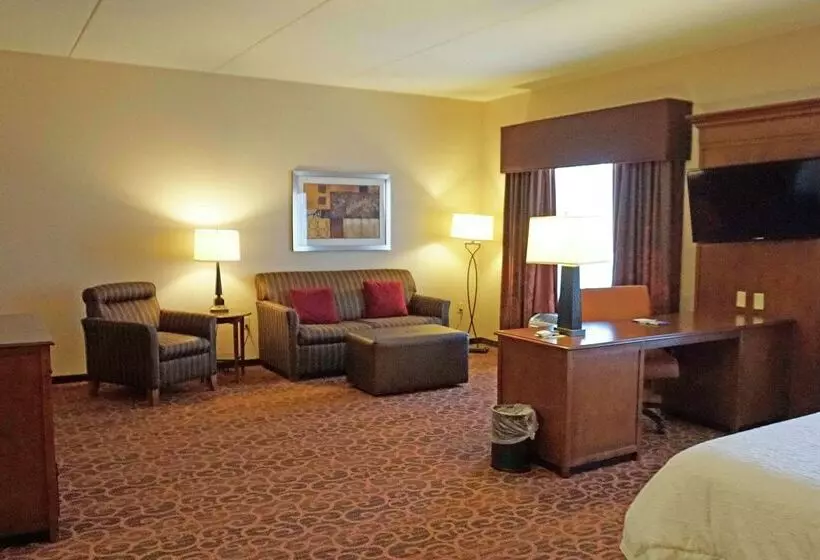 Hampton Inn Waynesburg