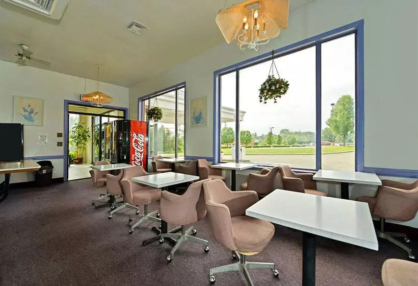 Отель Americas Best Value Inn Bridgewater