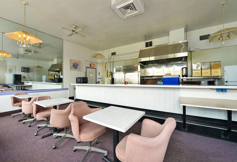 בית מלון כפרי Americas Best Value Inn Bridgewater