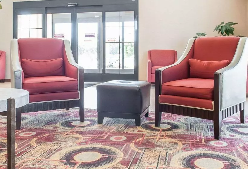 هتل Comfort Suites Farmington