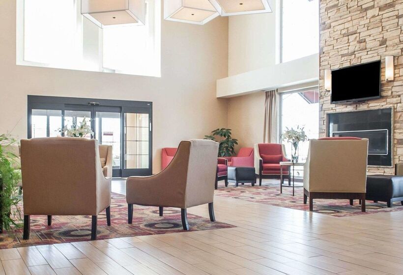 هتل Comfort Suites Farmington