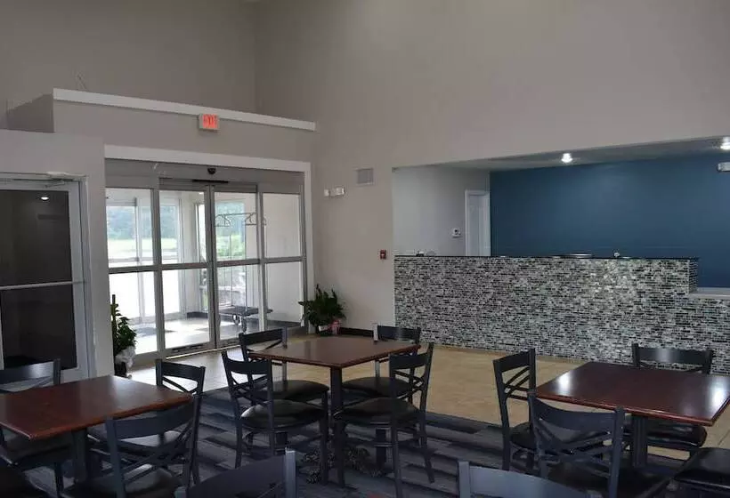 Отель Executive Inn And Suites Baker