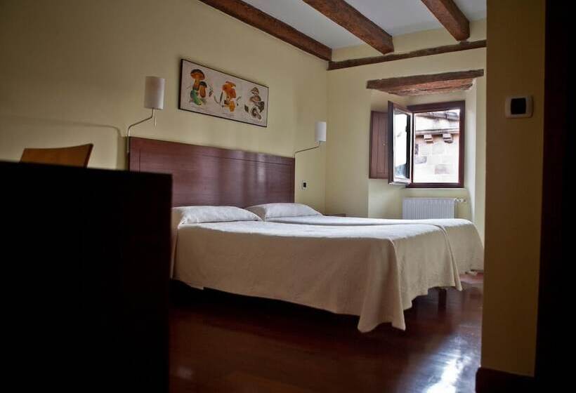 בית מלון כפרי Hospederia Porta Coeli