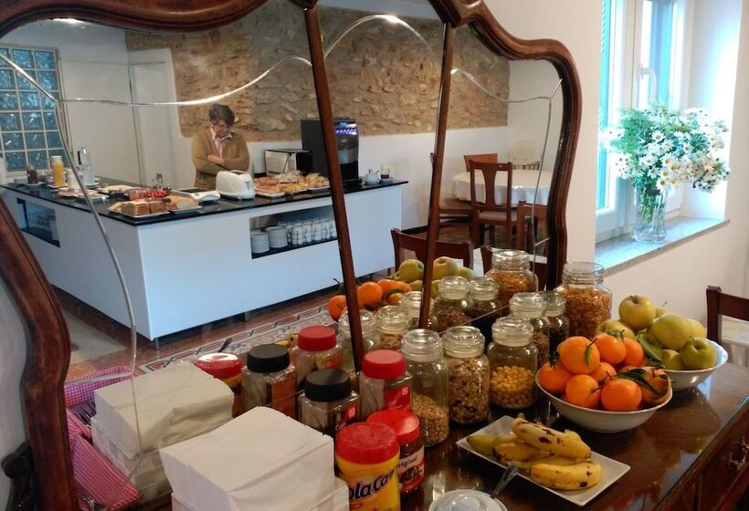 هتل Nou Casablanca