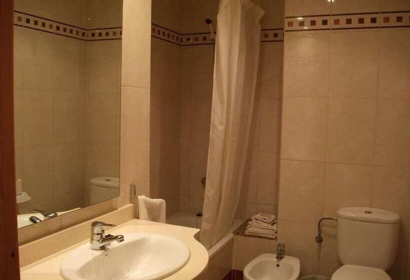 هتل Nou Casablanca