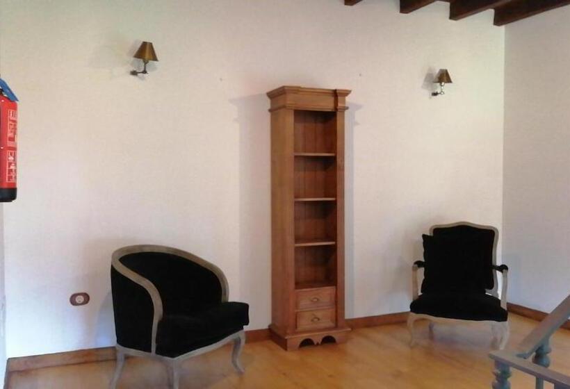 فندق Posada El Jardin De Angela