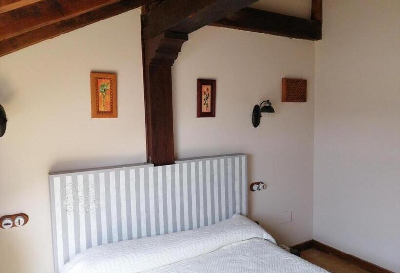 فندق Posada El Jardin De Angela