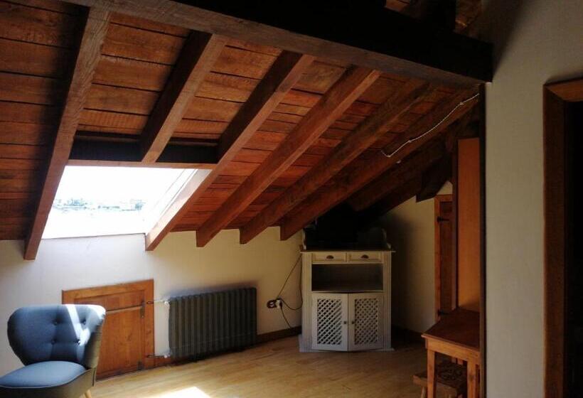 فندق Posada El Jardin De Angela