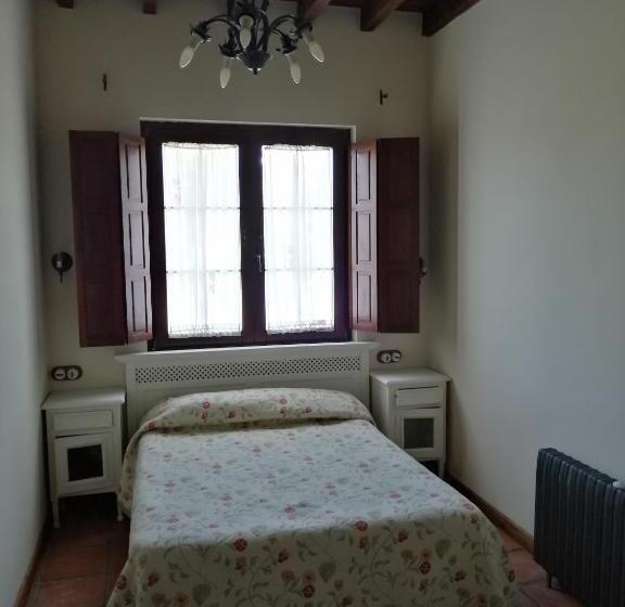 فندق Posada El Jardin De Angela