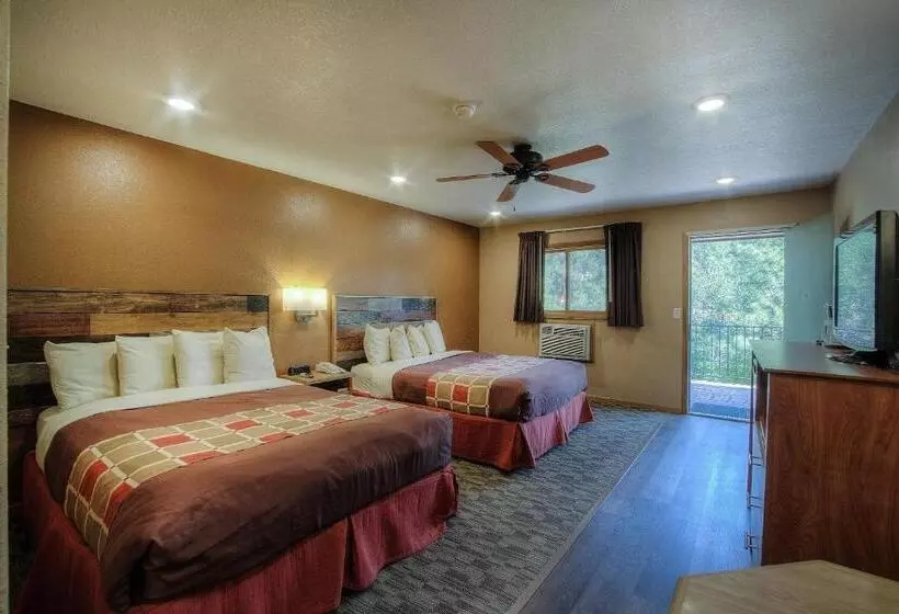 Отель Powder House Lodge