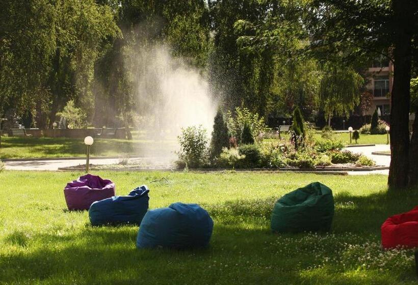 هتل Pushcha Congress