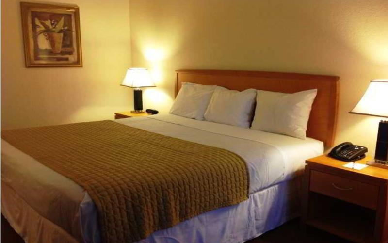 فندق Ramada By Wyndham Kissimmee Downtown