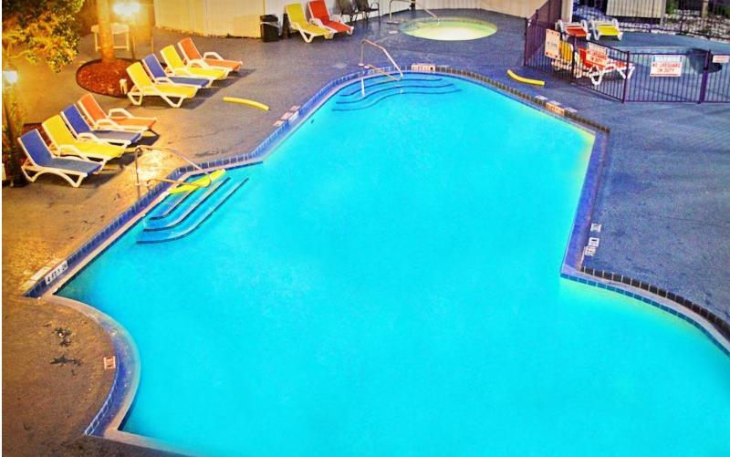 فندق Ramada By Wyndham Kissimmee Downtown