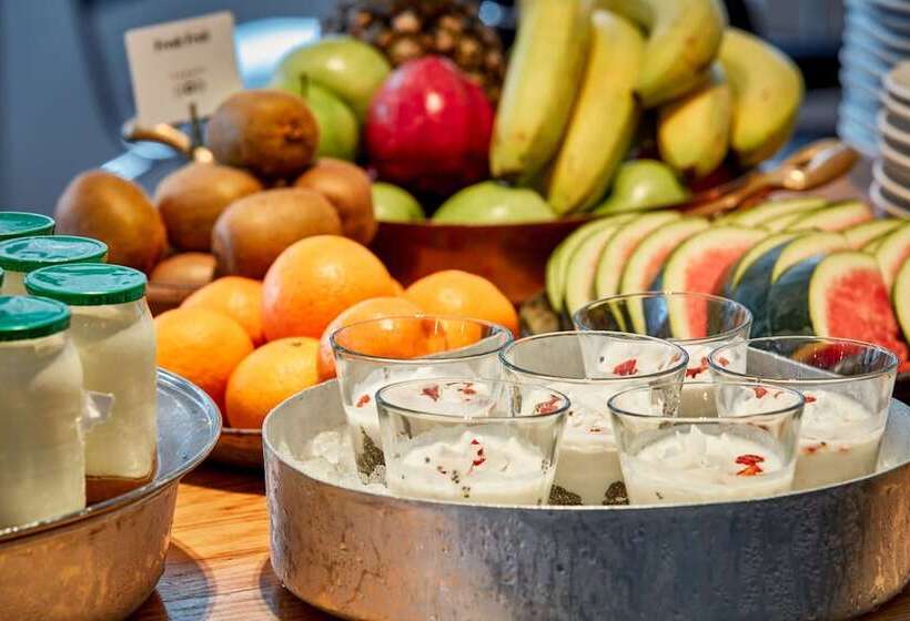 Sir Albert Hotel, Part Of Sircle Collection