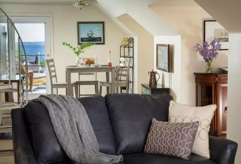 酒店 Captain Nickels Inn