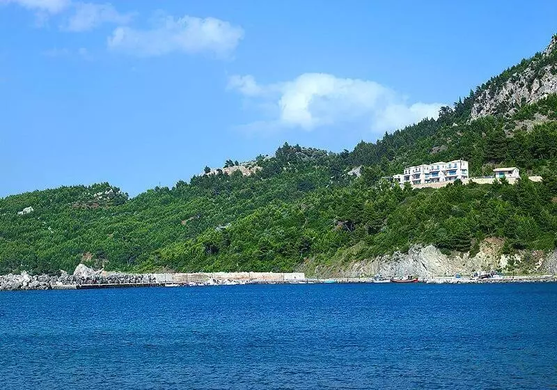 فندق Xenia Residence & Suites