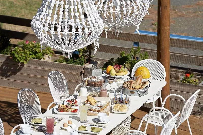 فندق Xenia Residence & Suites