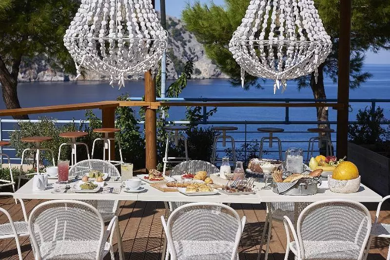 فندق Xenia Residence & Suites