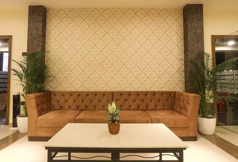 هتل Ira By Orchid, Nashik