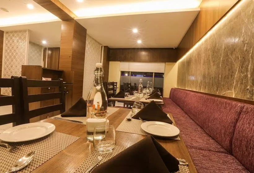 هتل Ira By Orchid, Nashik