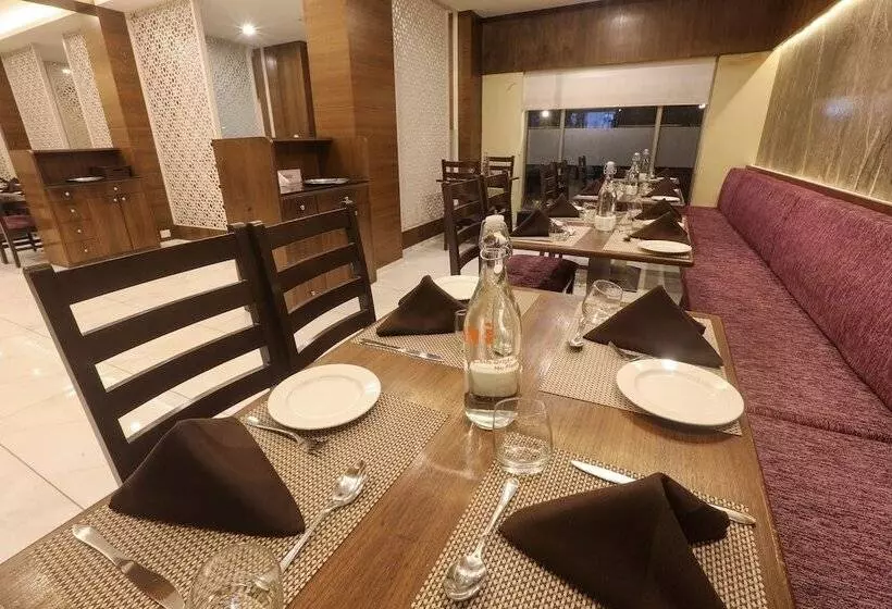 هتل Ira By Orchid, Nashik