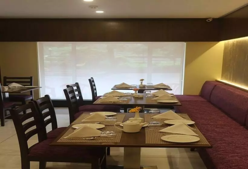 هتل Ira By Orchid, Nashik