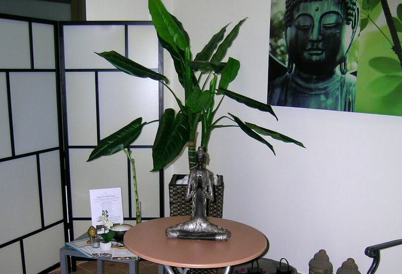 Macdonald La Ermita Resort