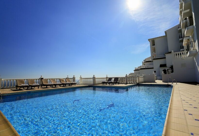 Macdonald La Ermita Resort