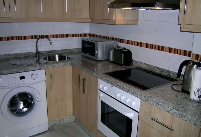 Macdonald La Ermita Resort