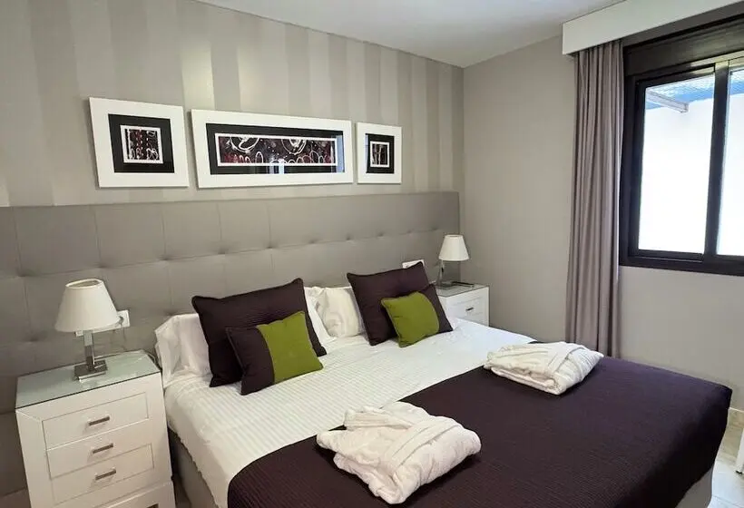 Macdonald La Ermita Resort