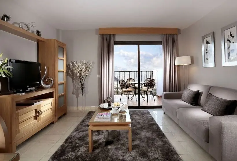 Macdonald La Ermita Resort