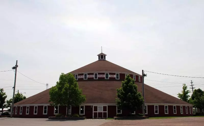 Мотель Woodfield Inn And Suites