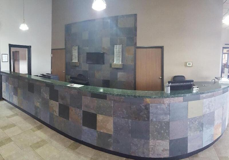 모텔 Woodfield Inn And Suites