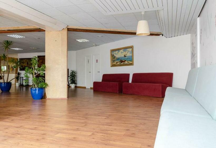 Sol y Mar Apartments