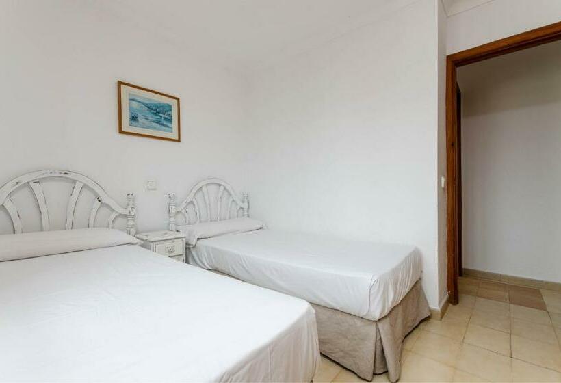 Sol y Mar Apartments