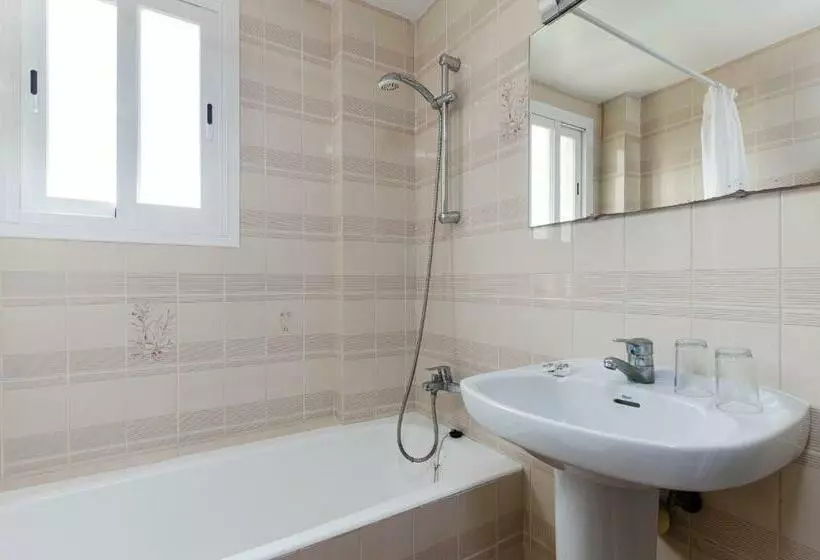 Sol y Mar Apartments