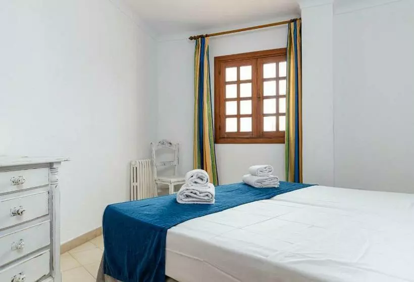 Sol y Mar Apartments