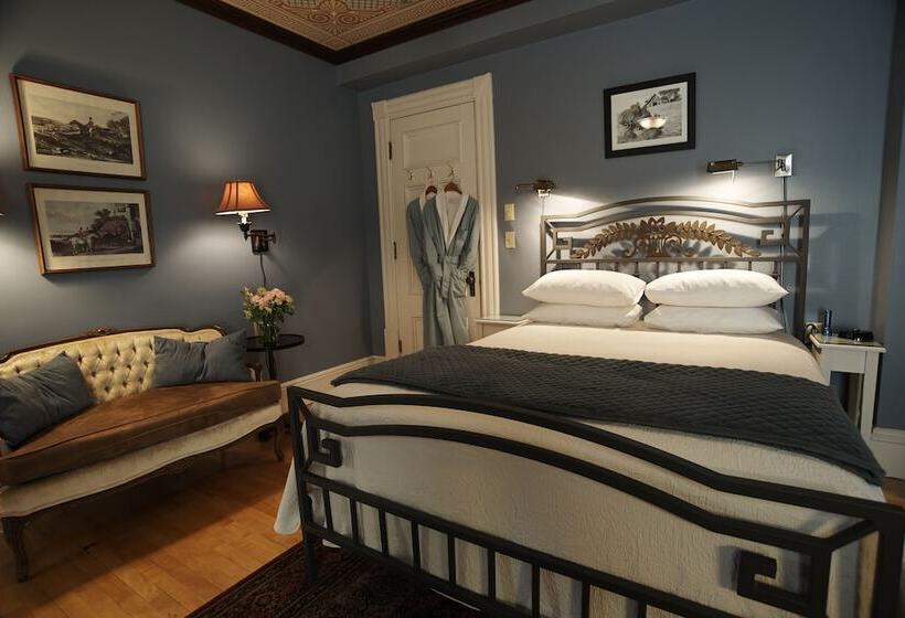 تختخواب و صبحانه Ash Street Inn